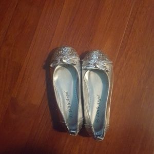 Girl shoes